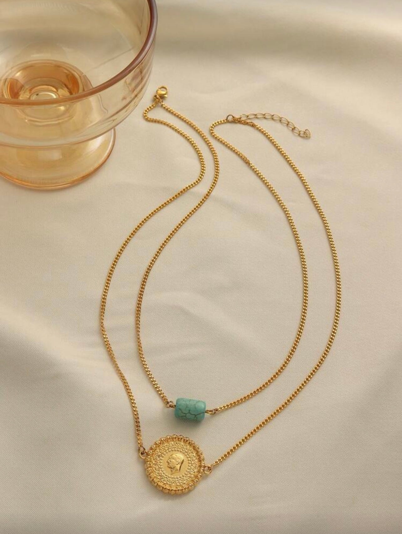 Gold Coin & Turquoise Double Layer Necklace – Elegant Minimalist Jewelry