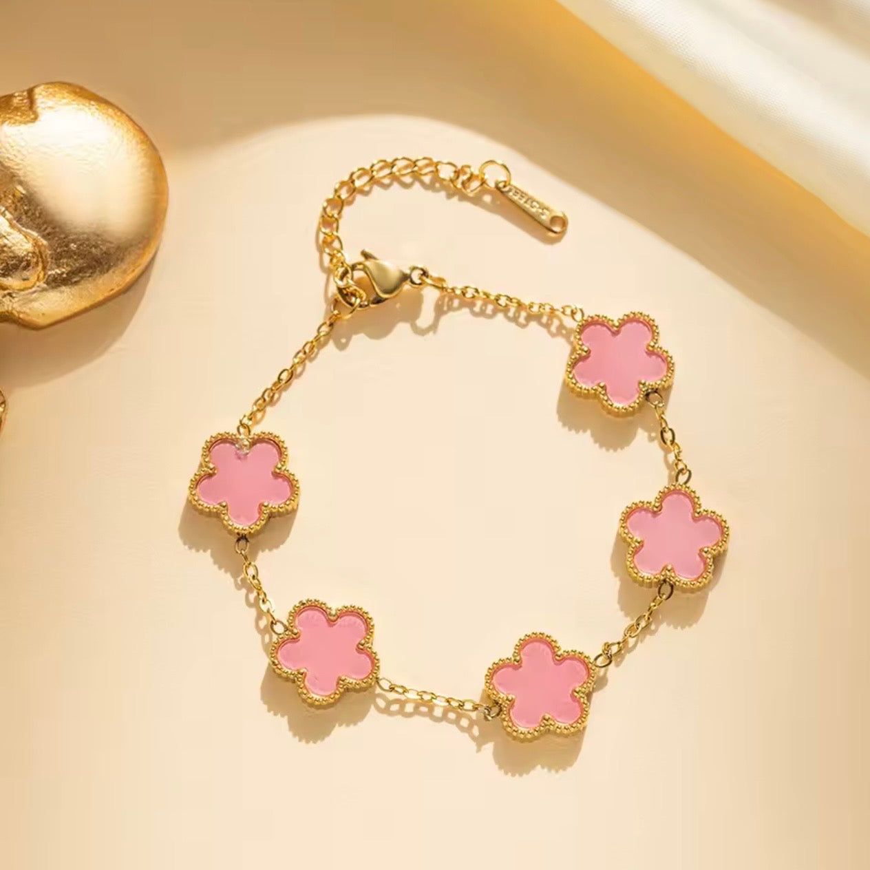 Pink Clover Charm Bracelet – 18K Gold Plated Stainless Steel