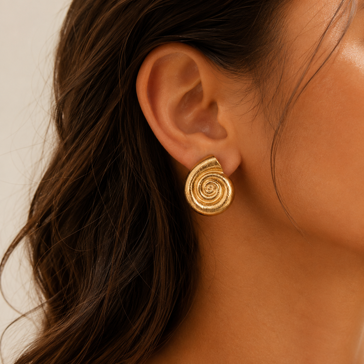 Golden Spiral Stud