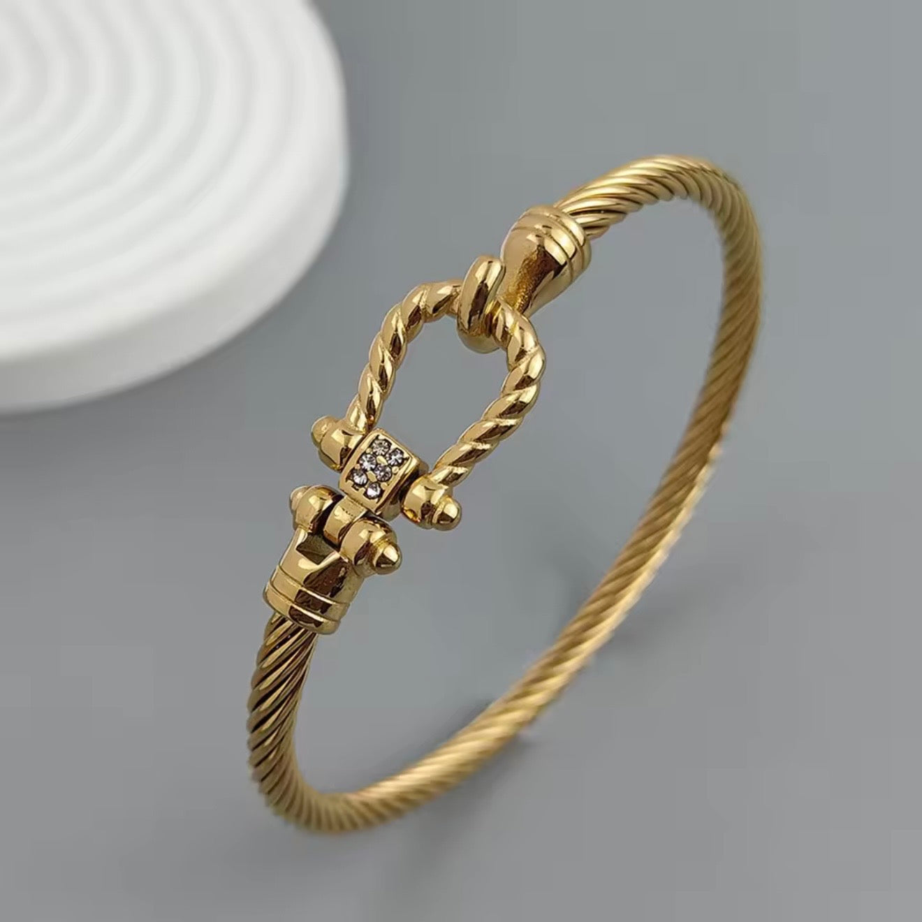Fairy Queen Layered Gold & Red Bracelet Set – Elegant Stackable Jewelry