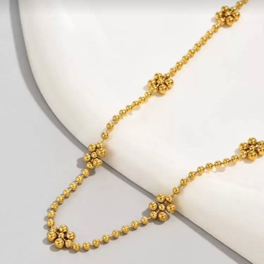 18K Gold Plated Beaded Flower Choker Necklace – Minimalist Dainty Jewelry