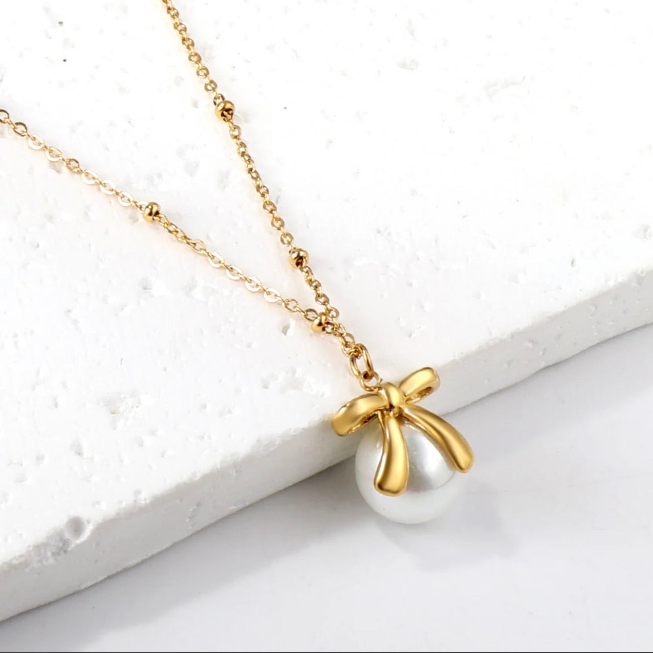 Jewelry Gift Set – Gold Bow Earrings & Pearl Charm Necklace