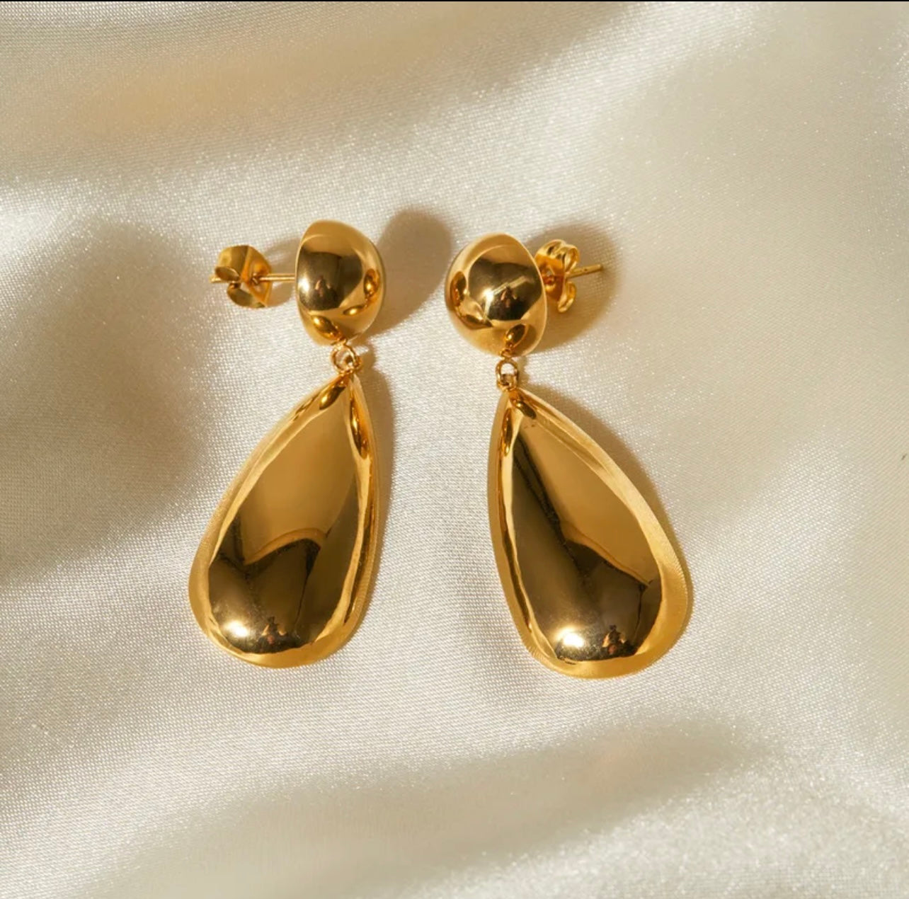 18K Gold Plated Teardrop Statement Earrings – Elegant Vintage Drop Jewelry