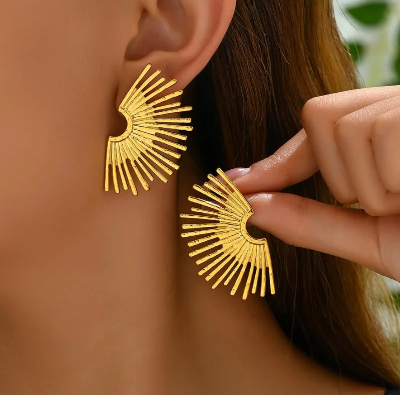 18K Gold Plated Sunburst Statement Earrings – Bold Geometric Stud Jewelry