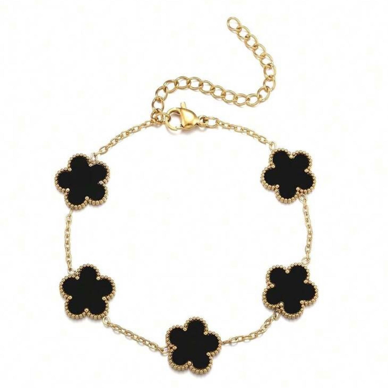 Black Clover Flower Bracelet – 18K Gold Plated Stainless Steel (Adjustable)