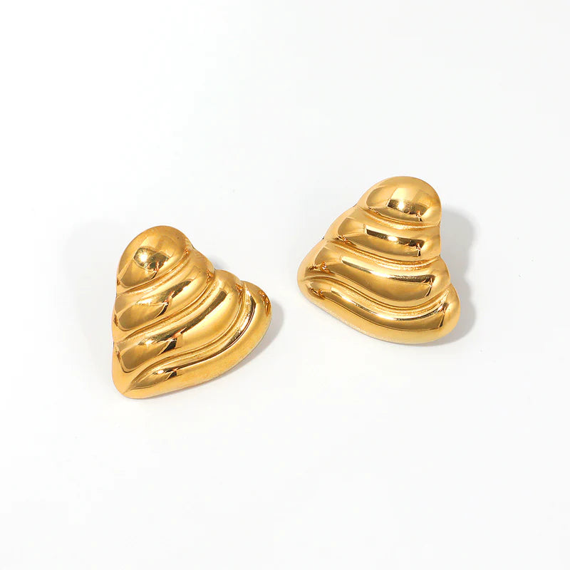 Sculpted Gold Heart Stud Earrings – 18K Gold Plated Stainless Steel