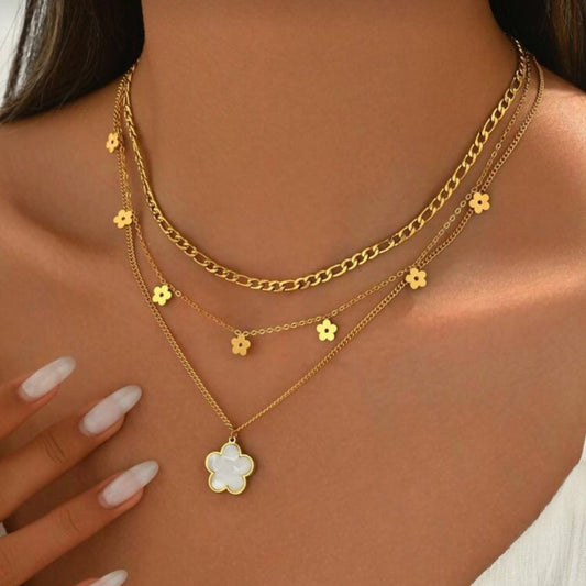 Gold Clover Layered Necklace – Elegant 3-Layer Chain with Flower Charms