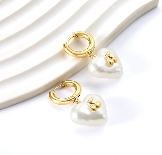 Heart Pearl Cherry Earrings – 18K Gold Waterproof & Hypoallergenic
