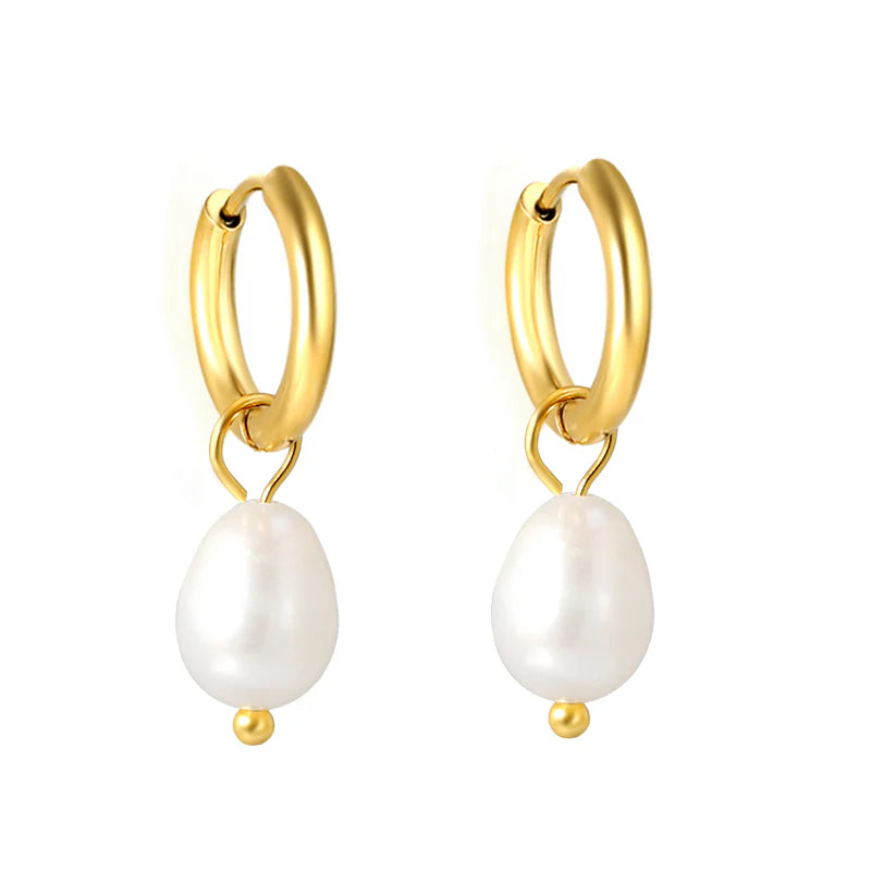 Golden Pearl Christmas Bundle – Hoop Earrings & Flower Necklace Set